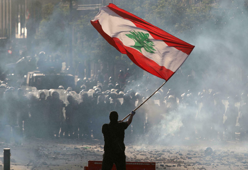 LEBANON: NEW GOVERNMENT FACES SECTARIAN VIOLENCE SETBACK